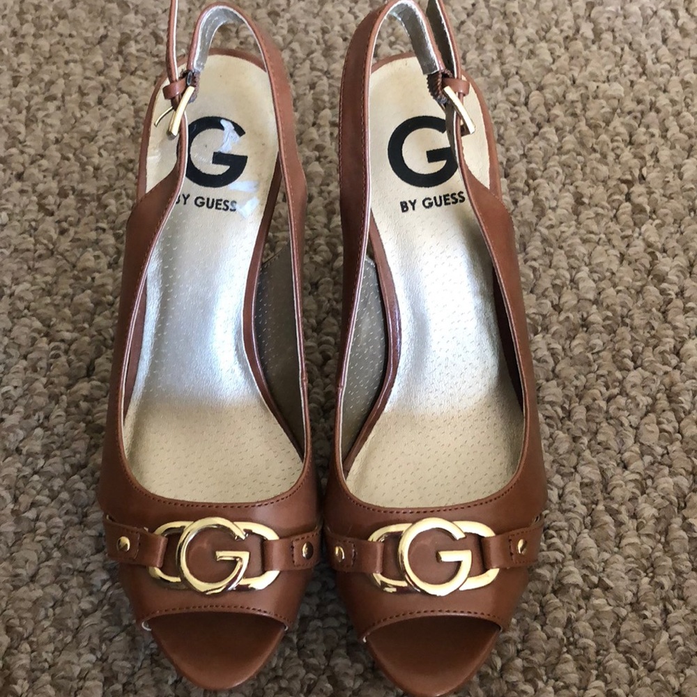 Guess 4.5” platform sexy heel